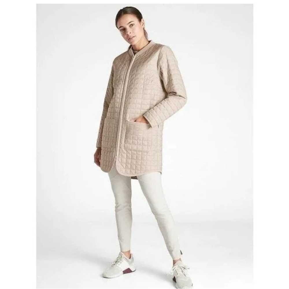 Athleta Puffer Jacket M